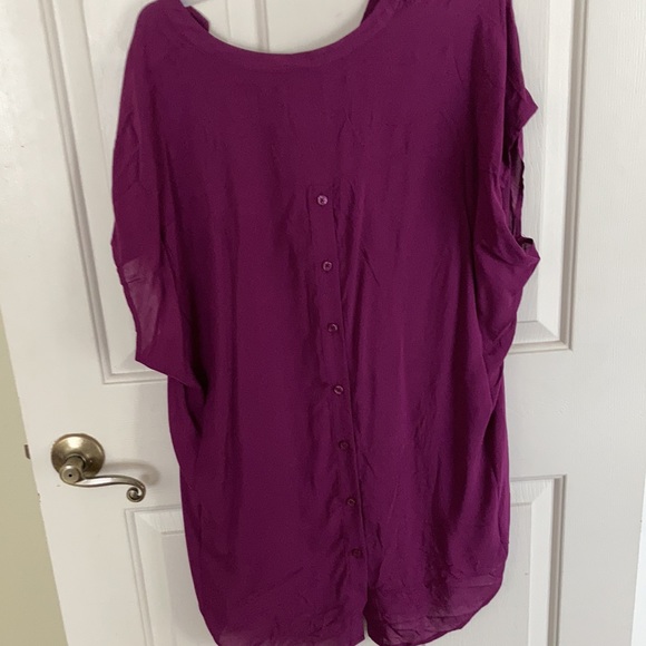 Top - Picture 4 of 4